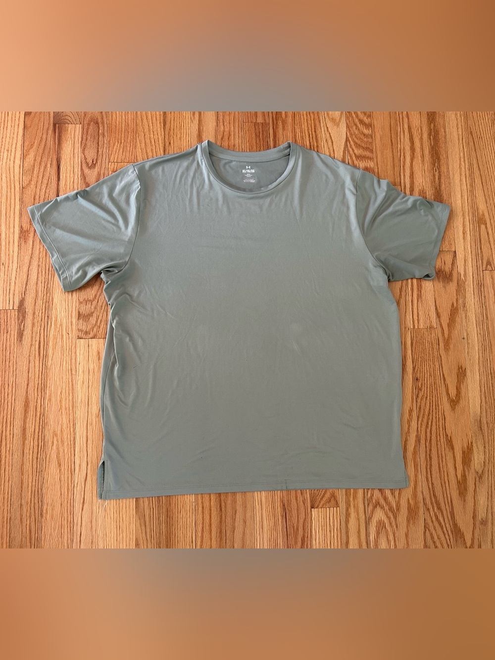 Under Armour Men's Short Sleeve Performance Tee in Sage Green
